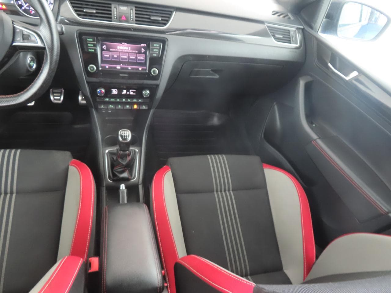 2017 Škoda RAPID - 11