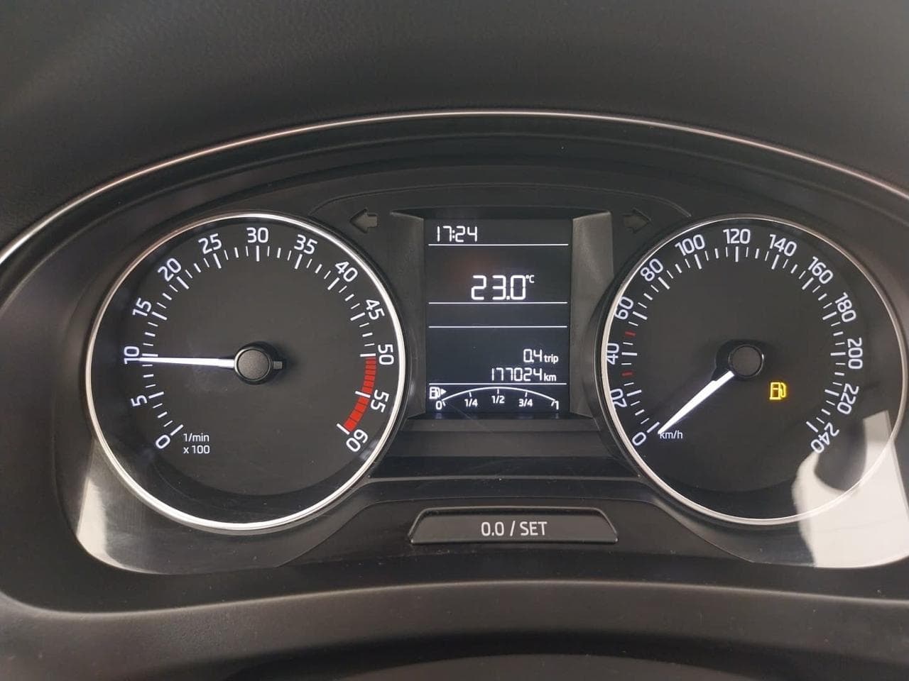 2016 Škoda RAPID - 14