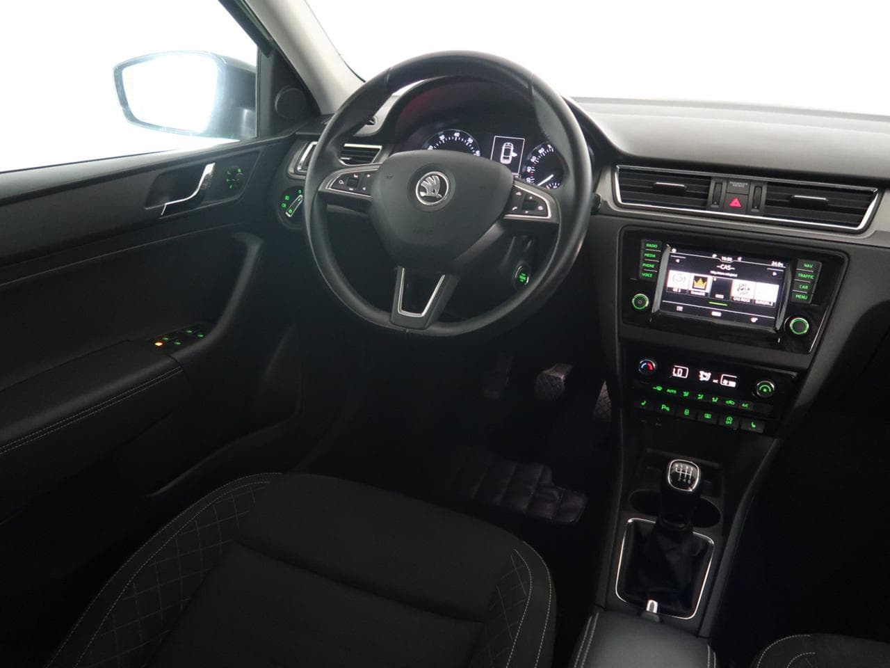 2016 Škoda RAPID - 9