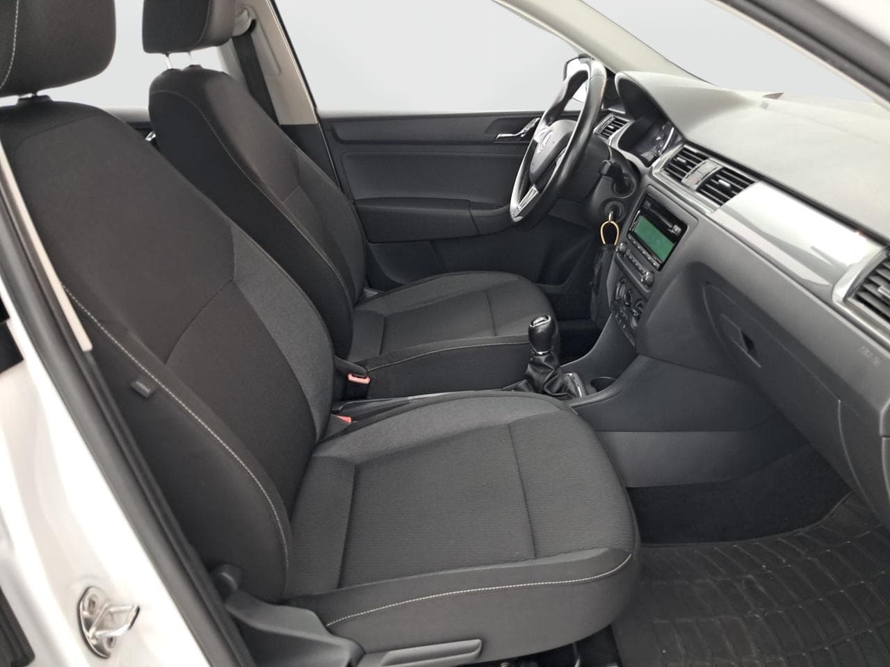 2015 Škoda RAPID - 12
