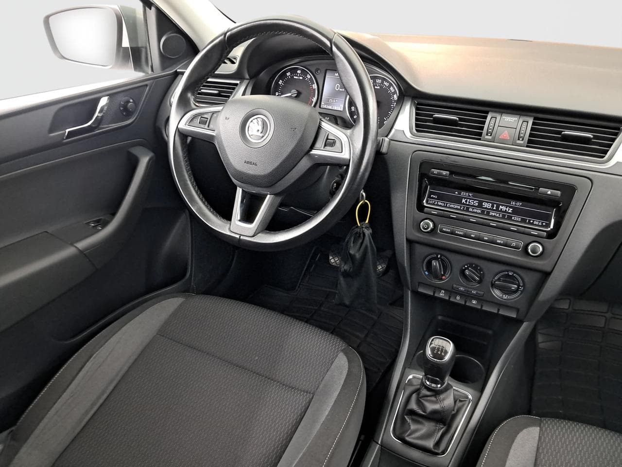 2015 Škoda RAPID - 9