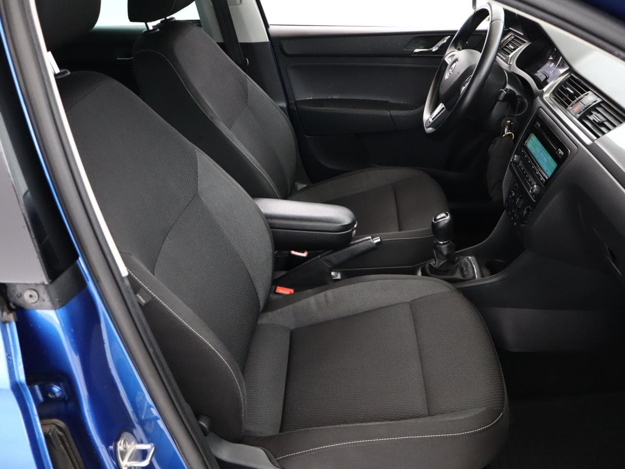 2015 Škoda RAPID - 10
