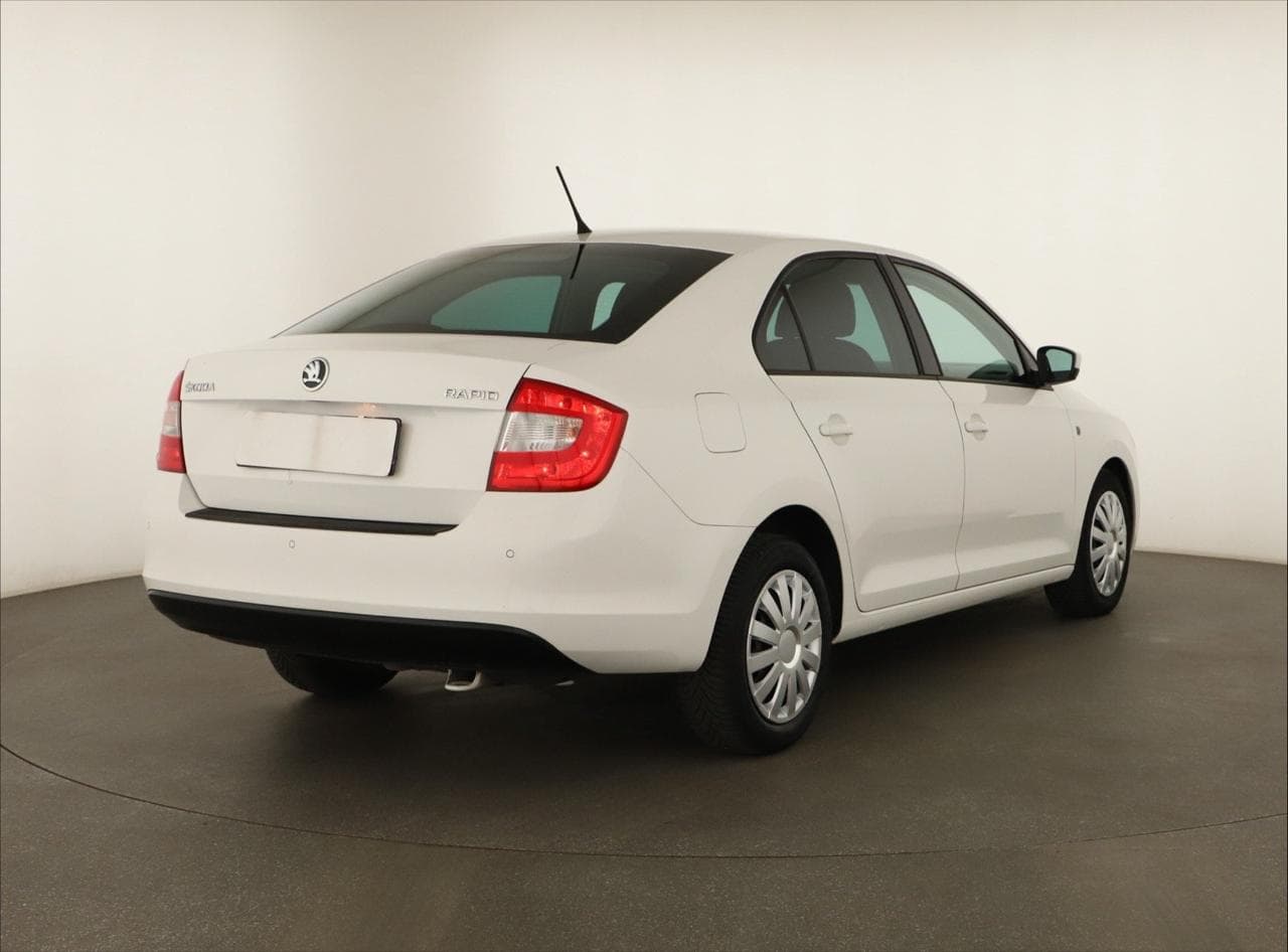 2013 Škoda RAPID - 7