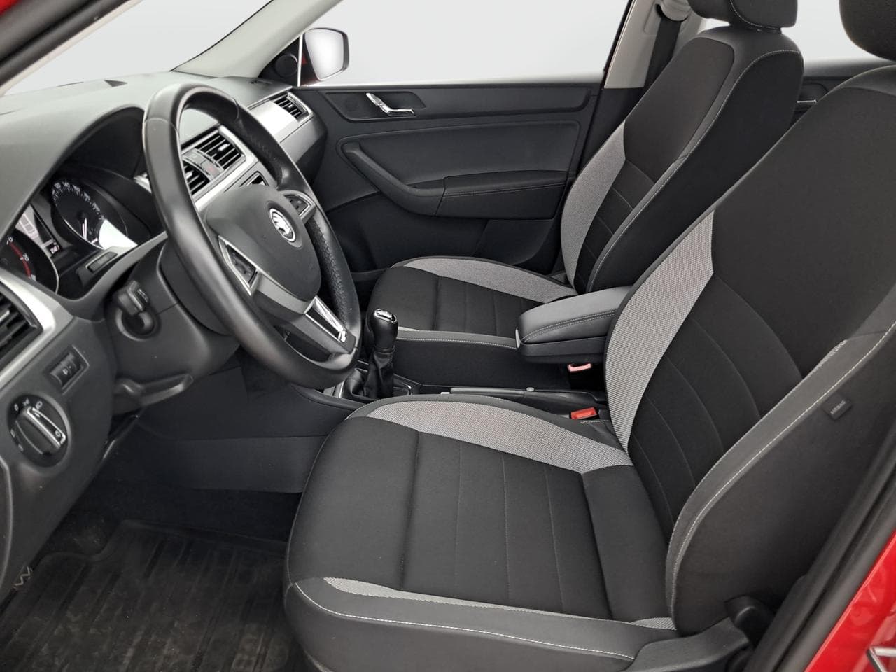 2017 Škoda RAPID - 16