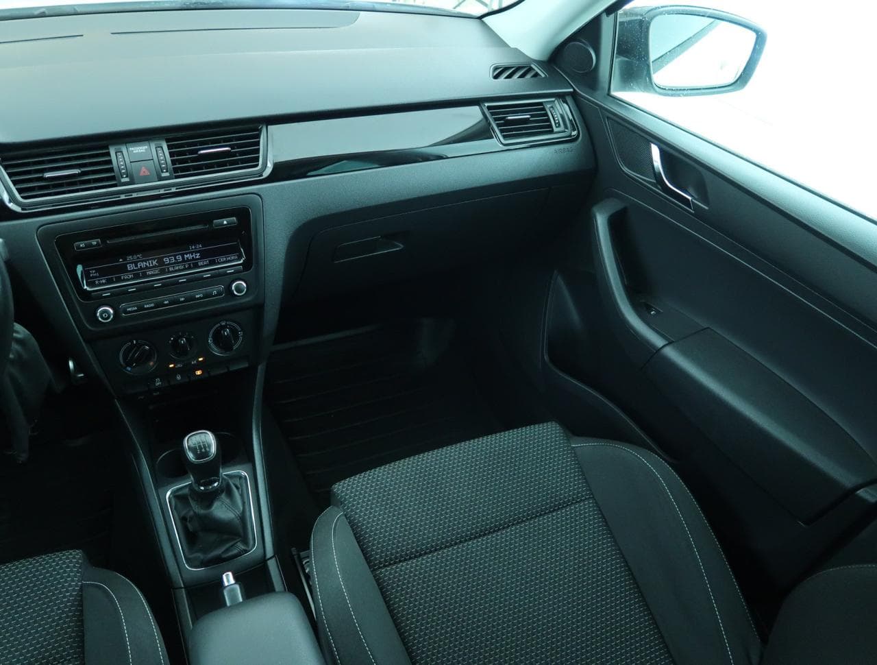 2015 Škoda RAPID - 11