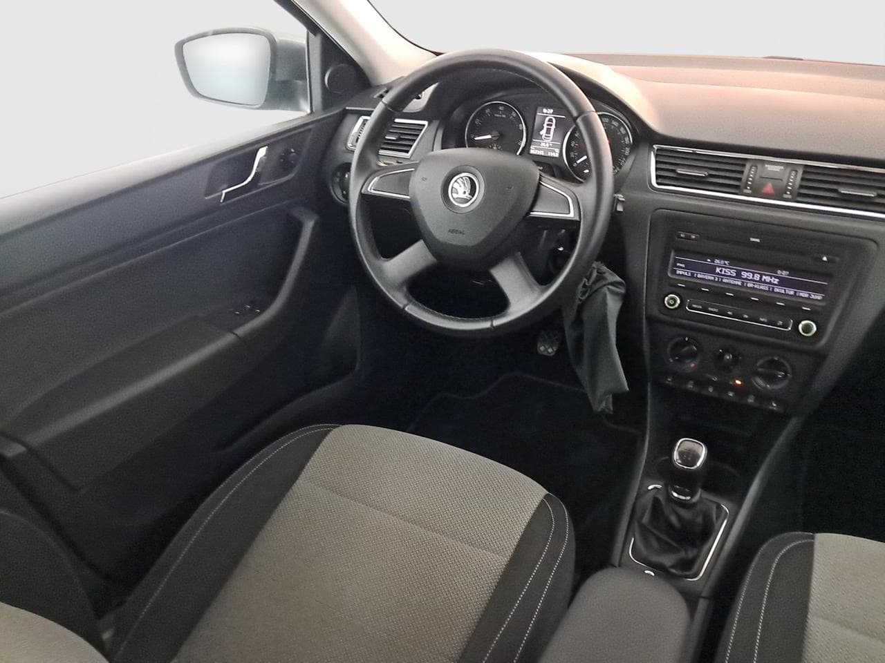 2013 Škoda RAPID - 9