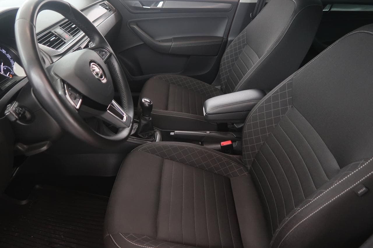 2019 Škoda RAPID - 16