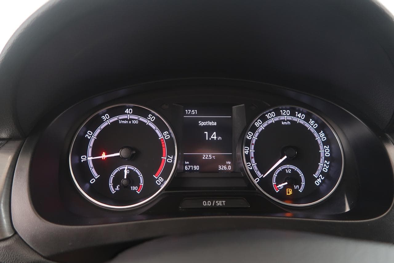 2019 Škoda RAPID - 17