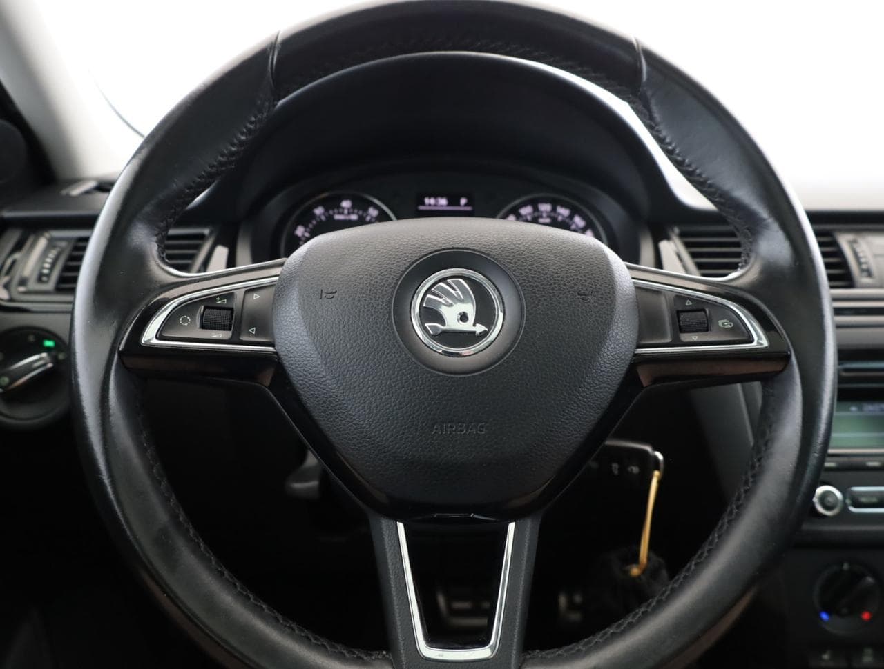 2014 Škoda RAPID - 14
