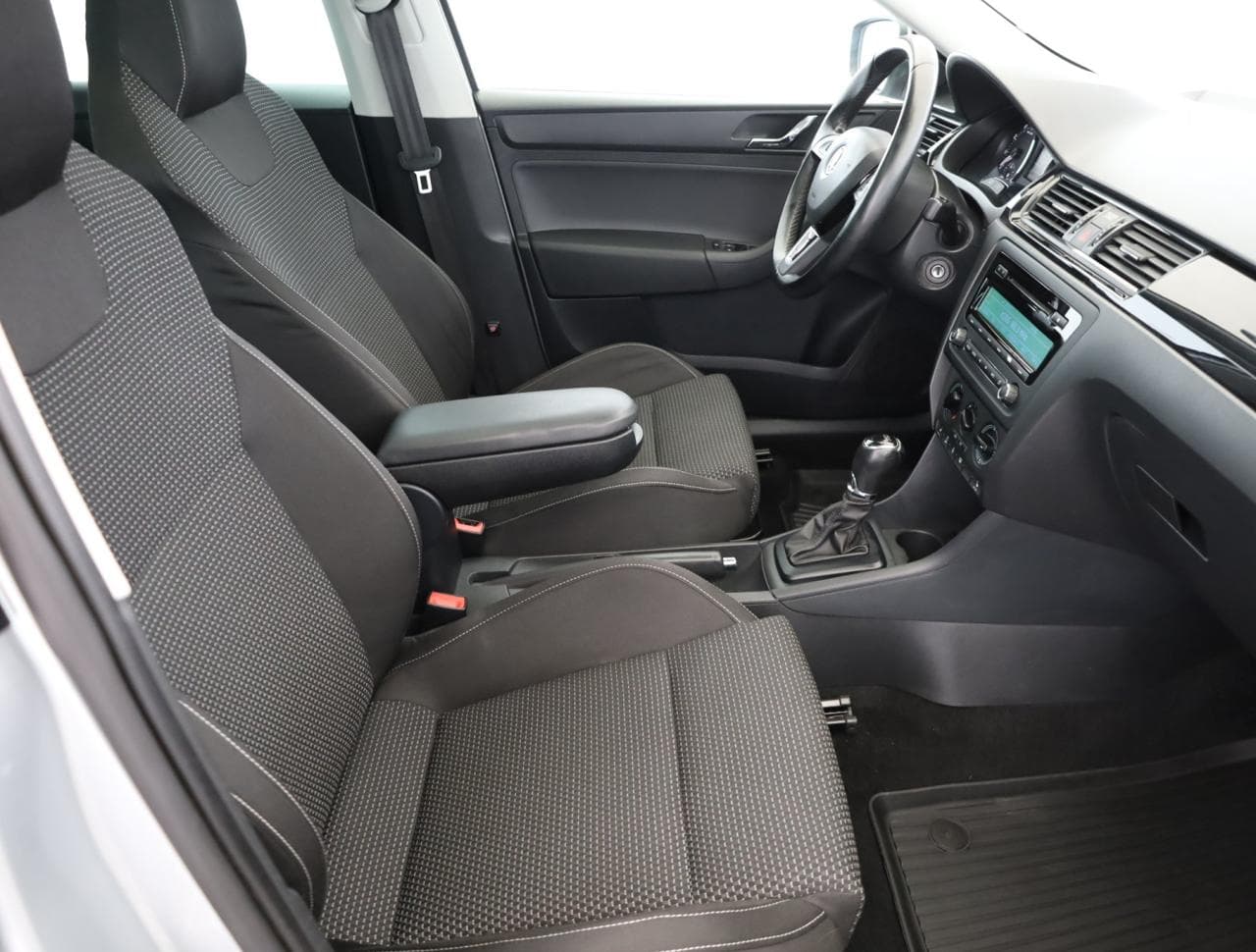 2014 Škoda RAPID - 10