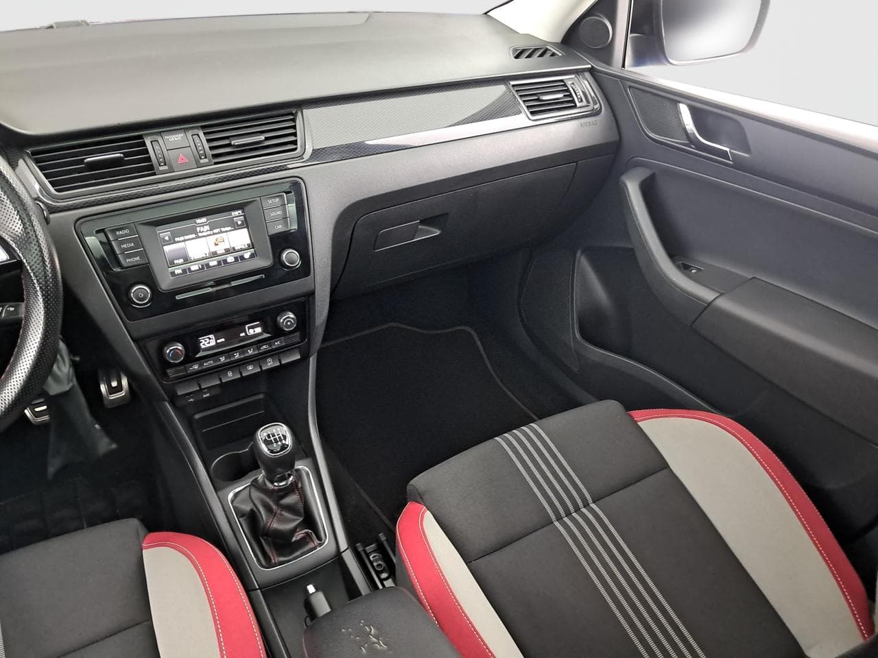 2015 Škoda RAPID - 11