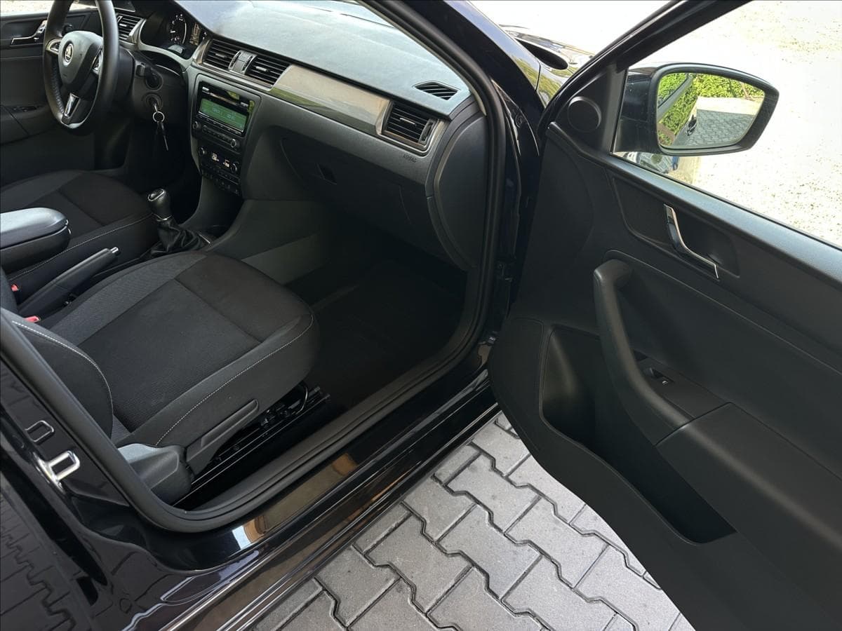 2014 Škoda RAPID - 6