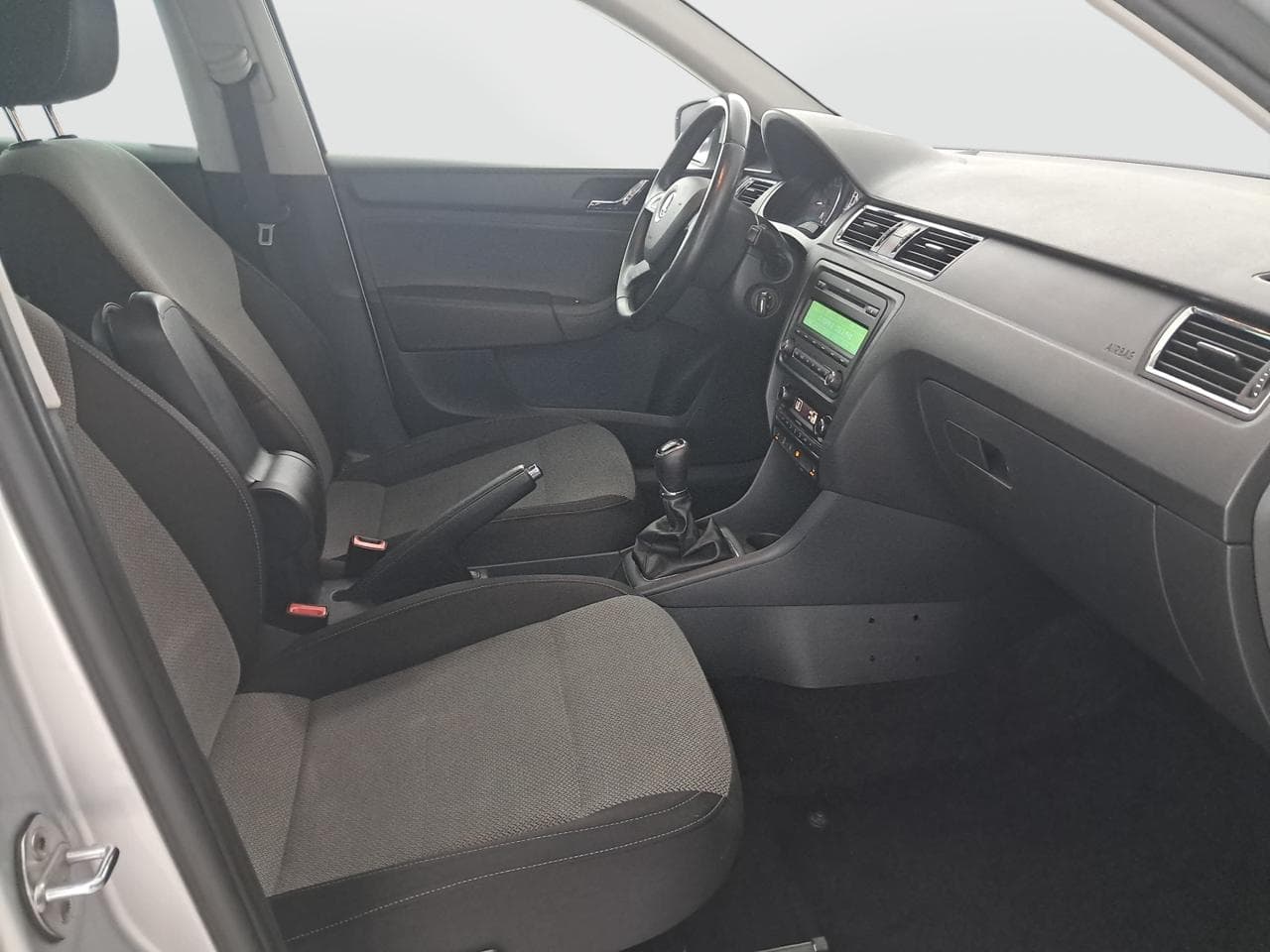 2013 Škoda RAPID - 12