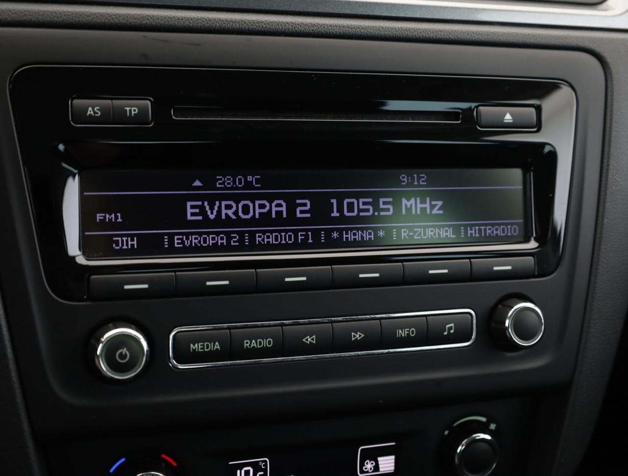 2014 Škoda RAPID - 19