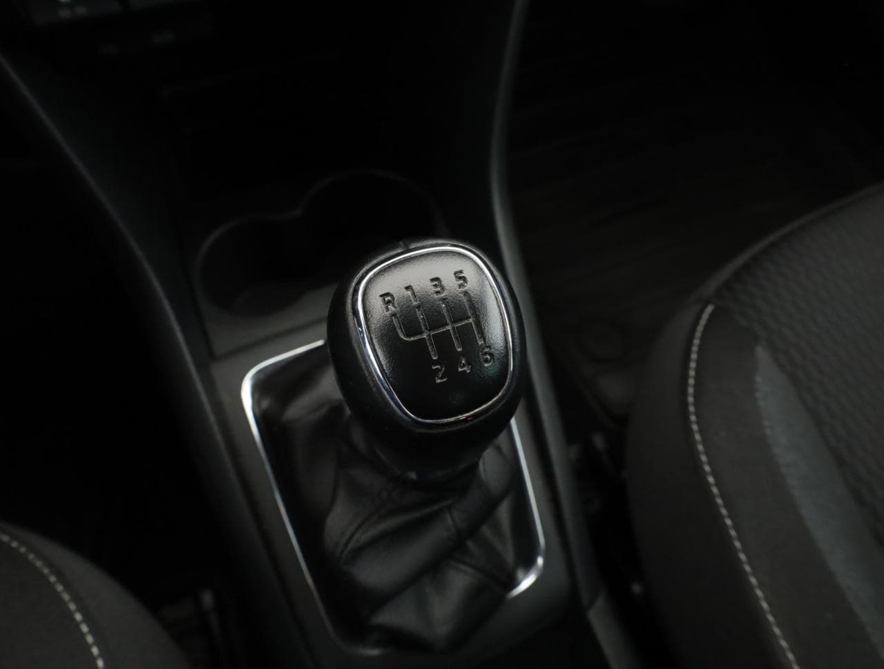2014 Škoda RAPID - 17