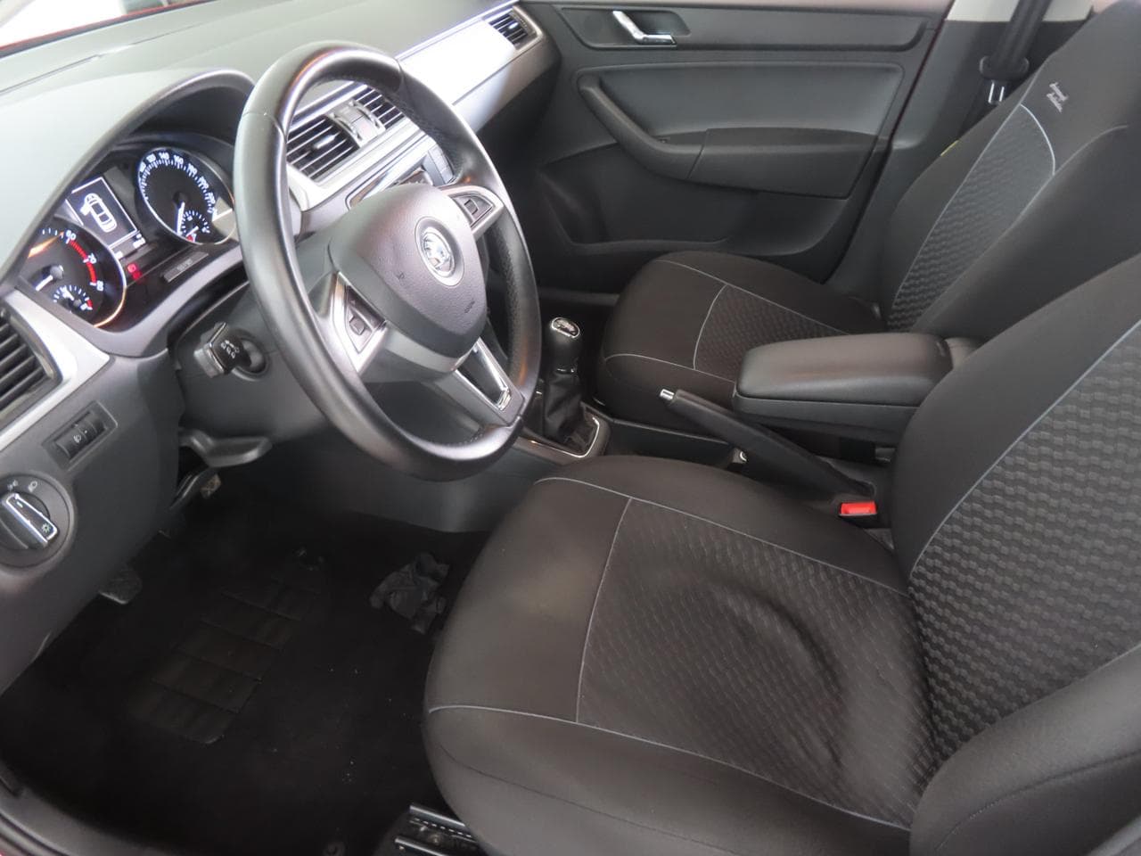 2016 Škoda RAPID - 16