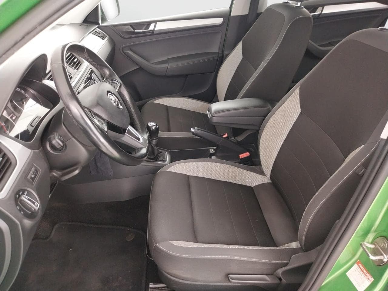 2018 Škoda RAPID - 16
