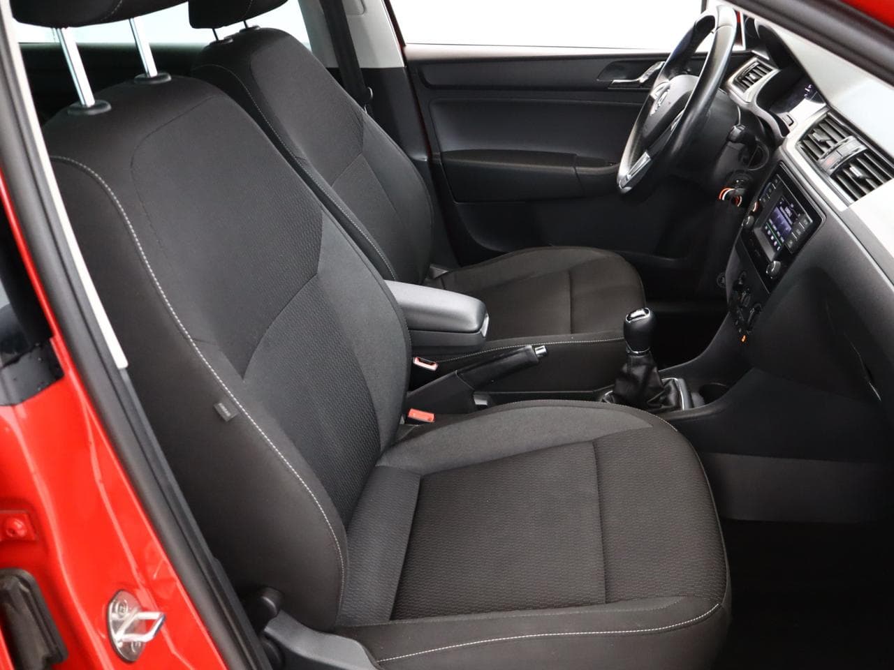 2015 Škoda RAPID - 10