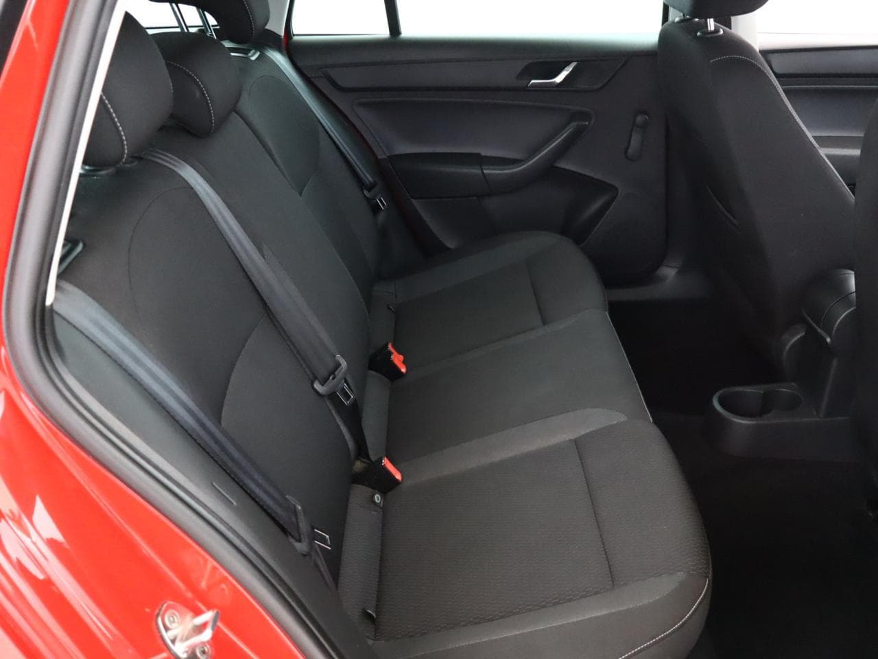 2015 Škoda RAPID - 11