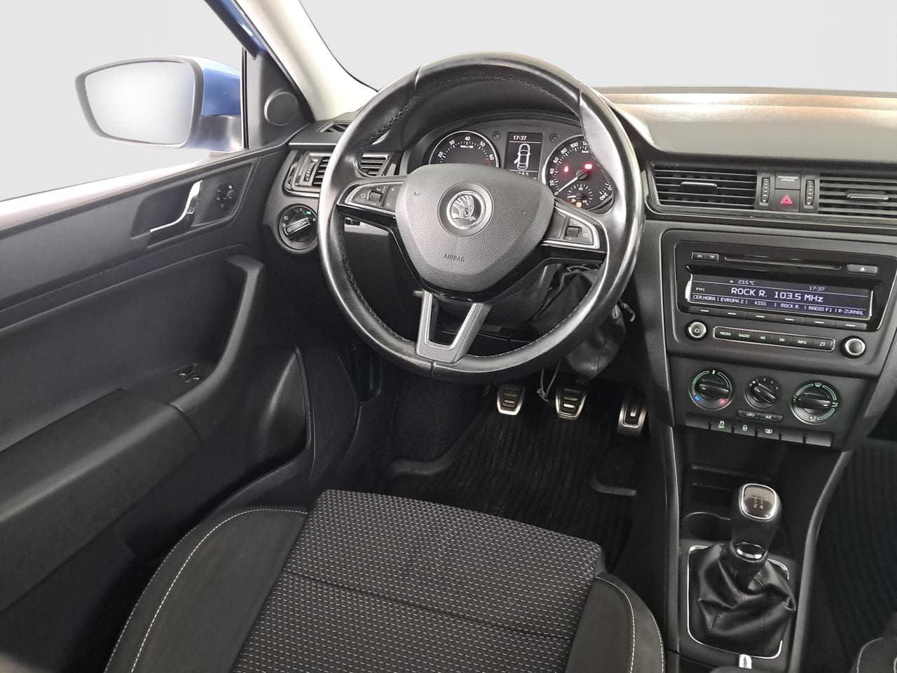 2015 Škoda RAPID - 9