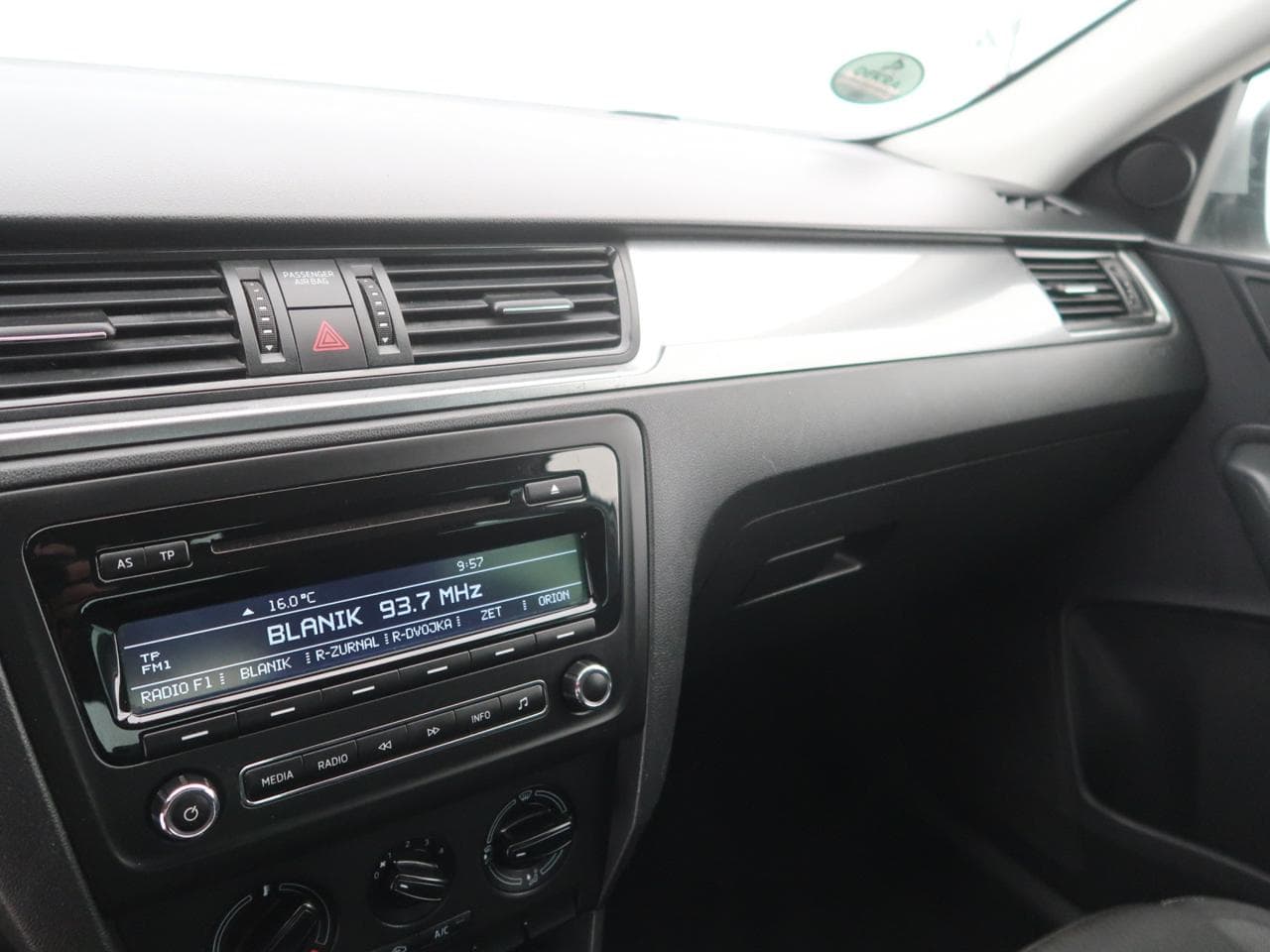 2014 Škoda RAPID - 16
