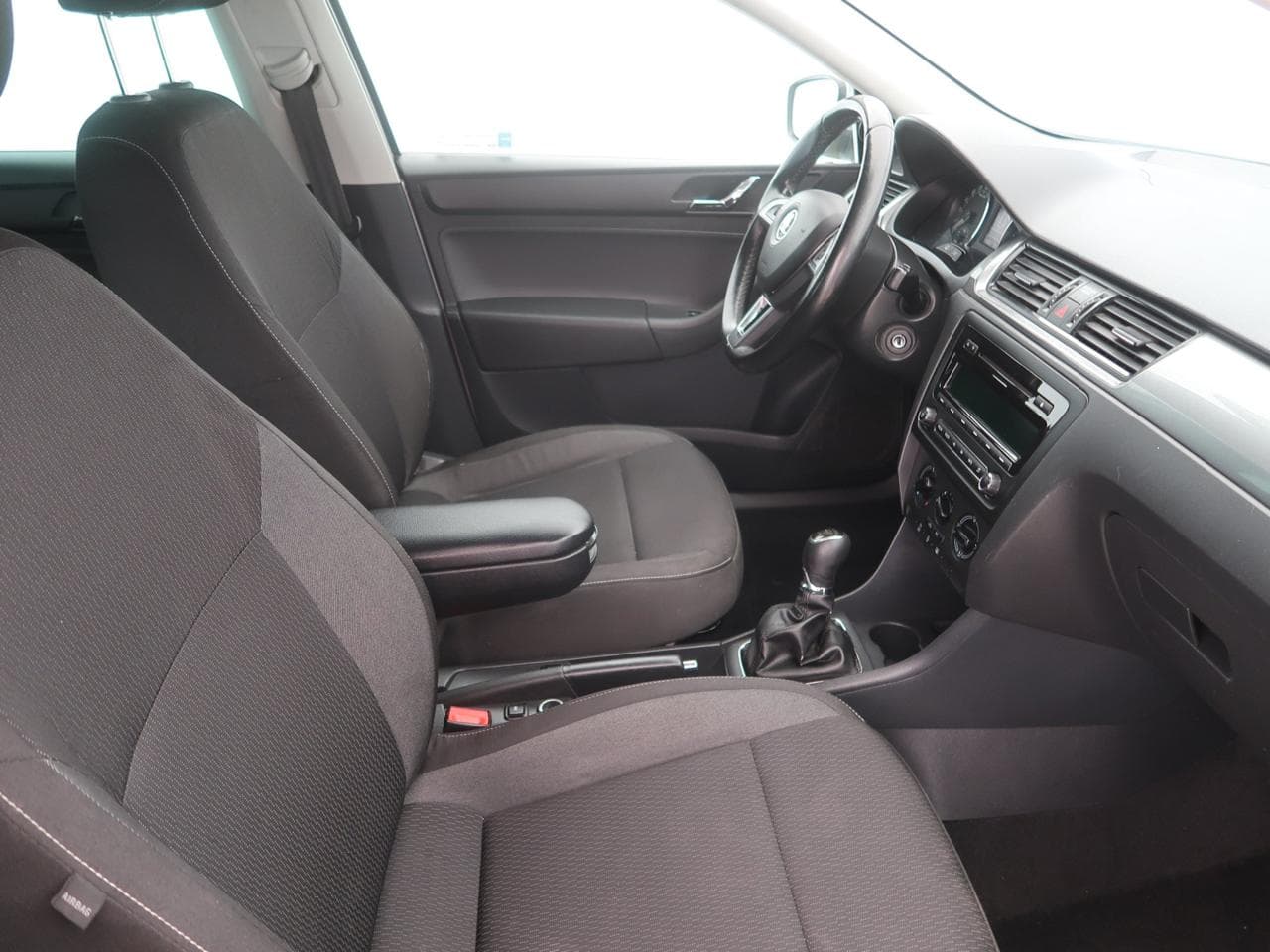 2014 Škoda RAPID - 10