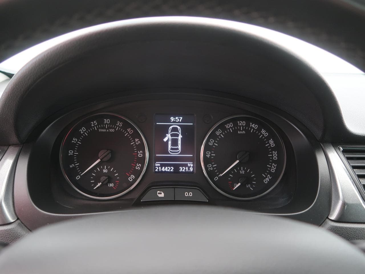 2014 Škoda RAPID - 15