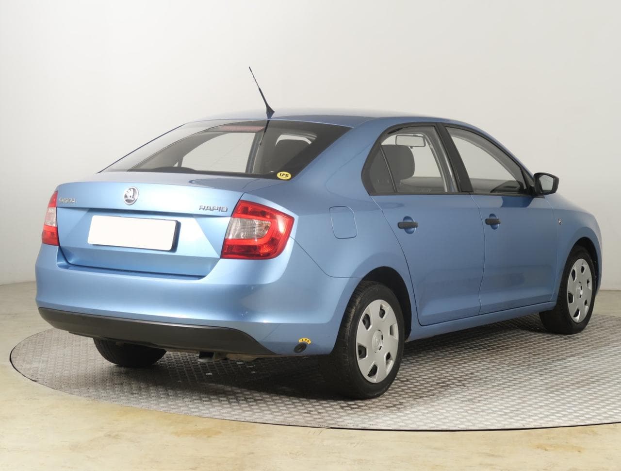 2013 Škoda RAPID - 7