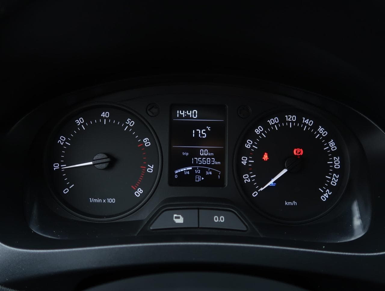 2013 Škoda RAPID - 17