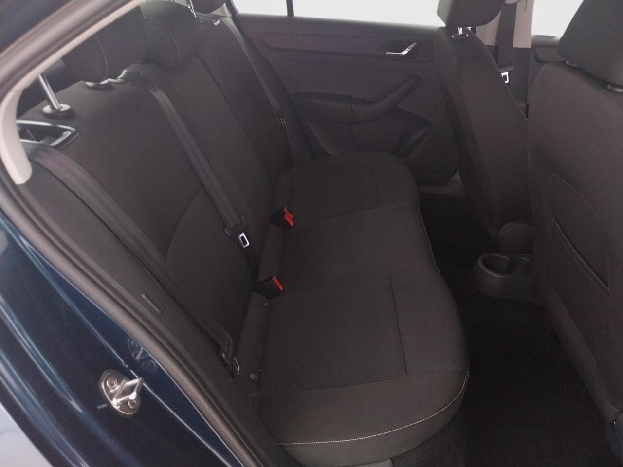 2013 Škoda RAPID - 13