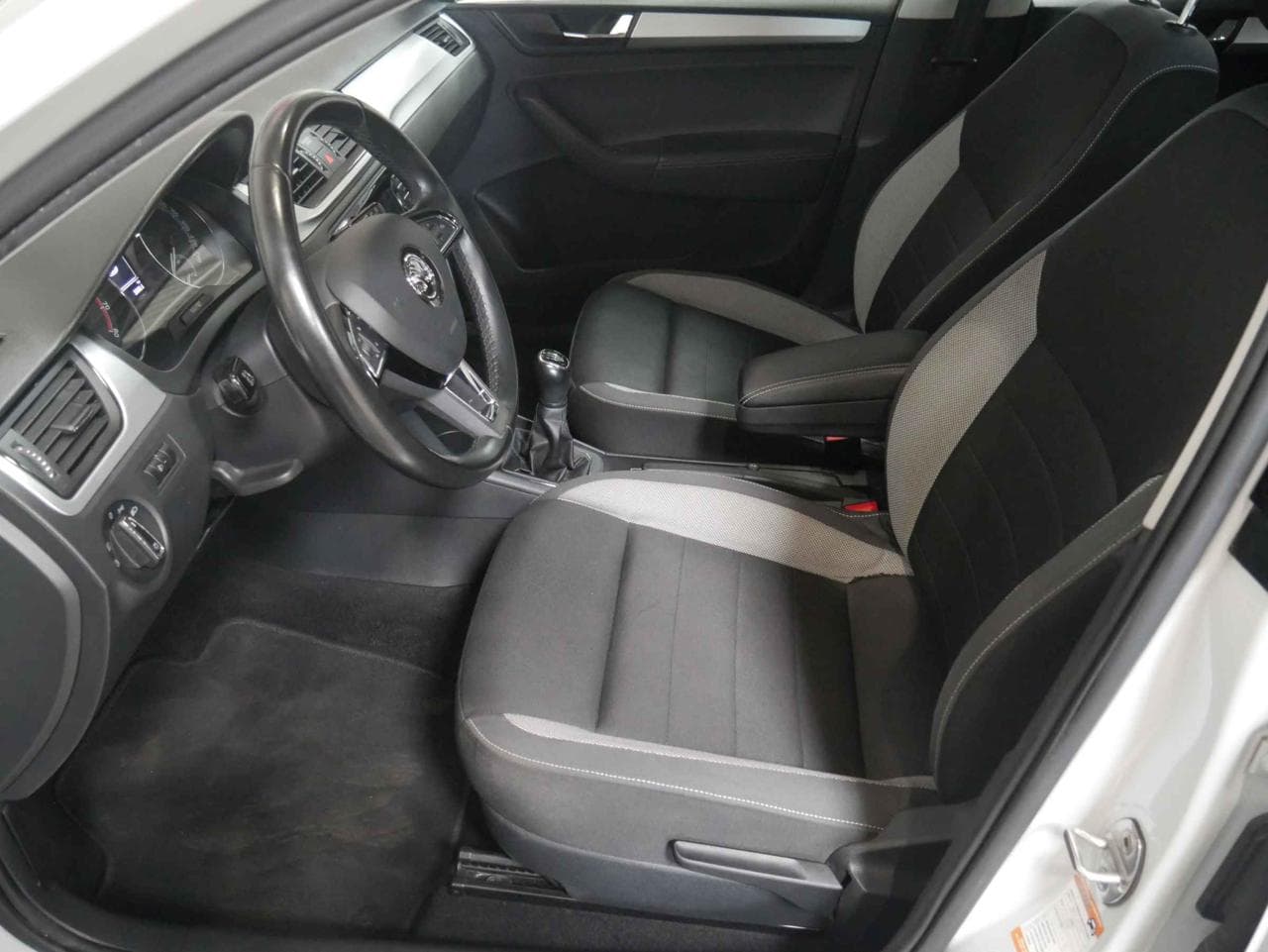 2018 Škoda RAPID - 9