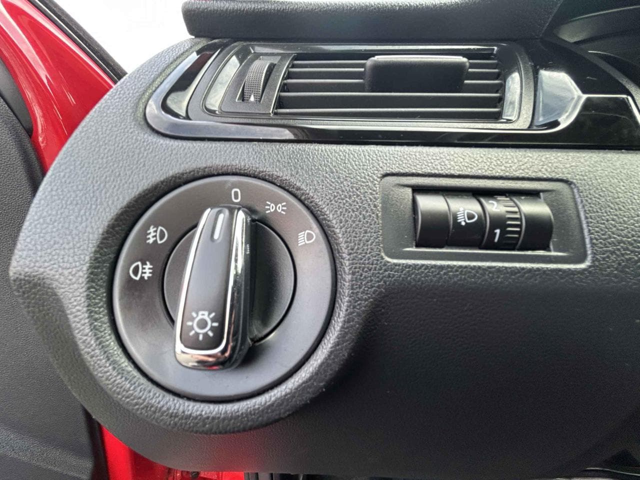 2014 Škoda RAPID - 13