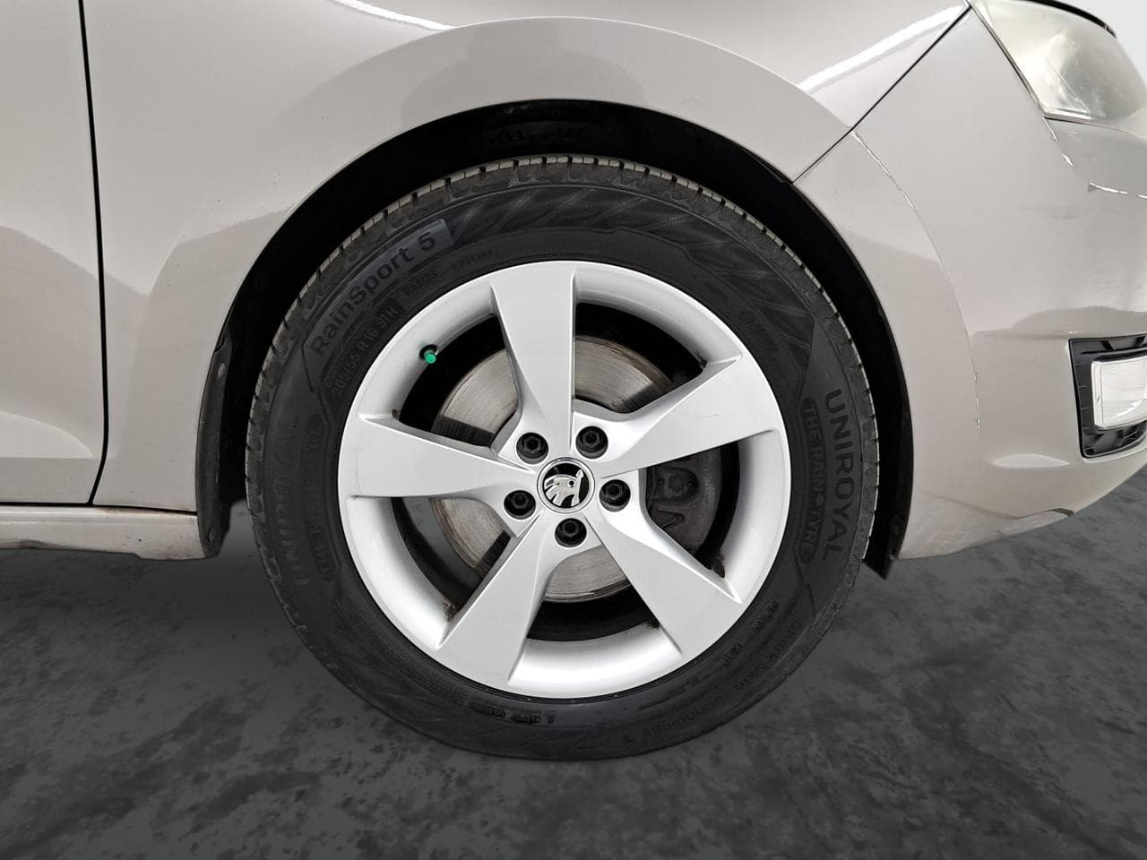 2014 Škoda RAPID - 20