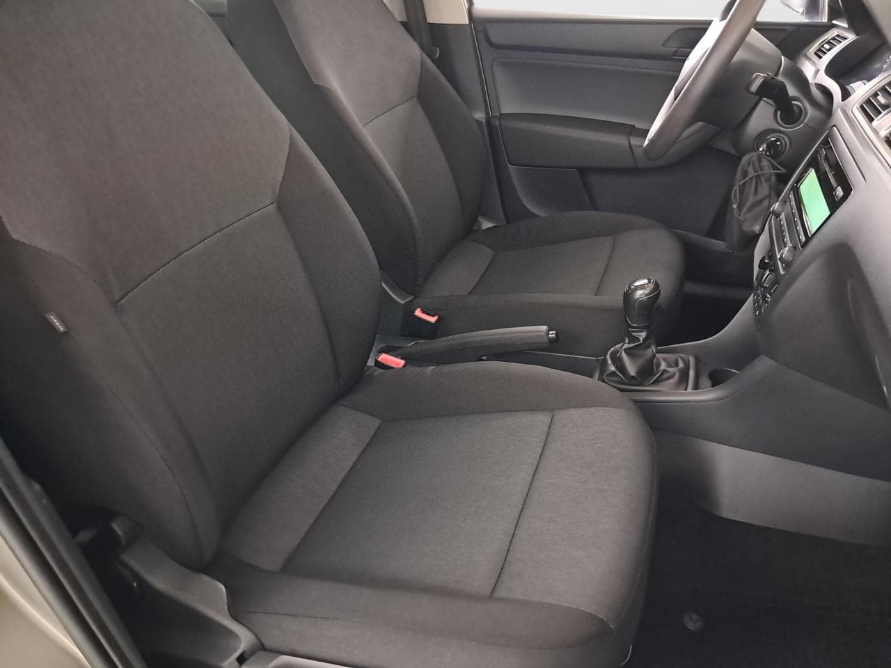 2014 Škoda RAPID - 12