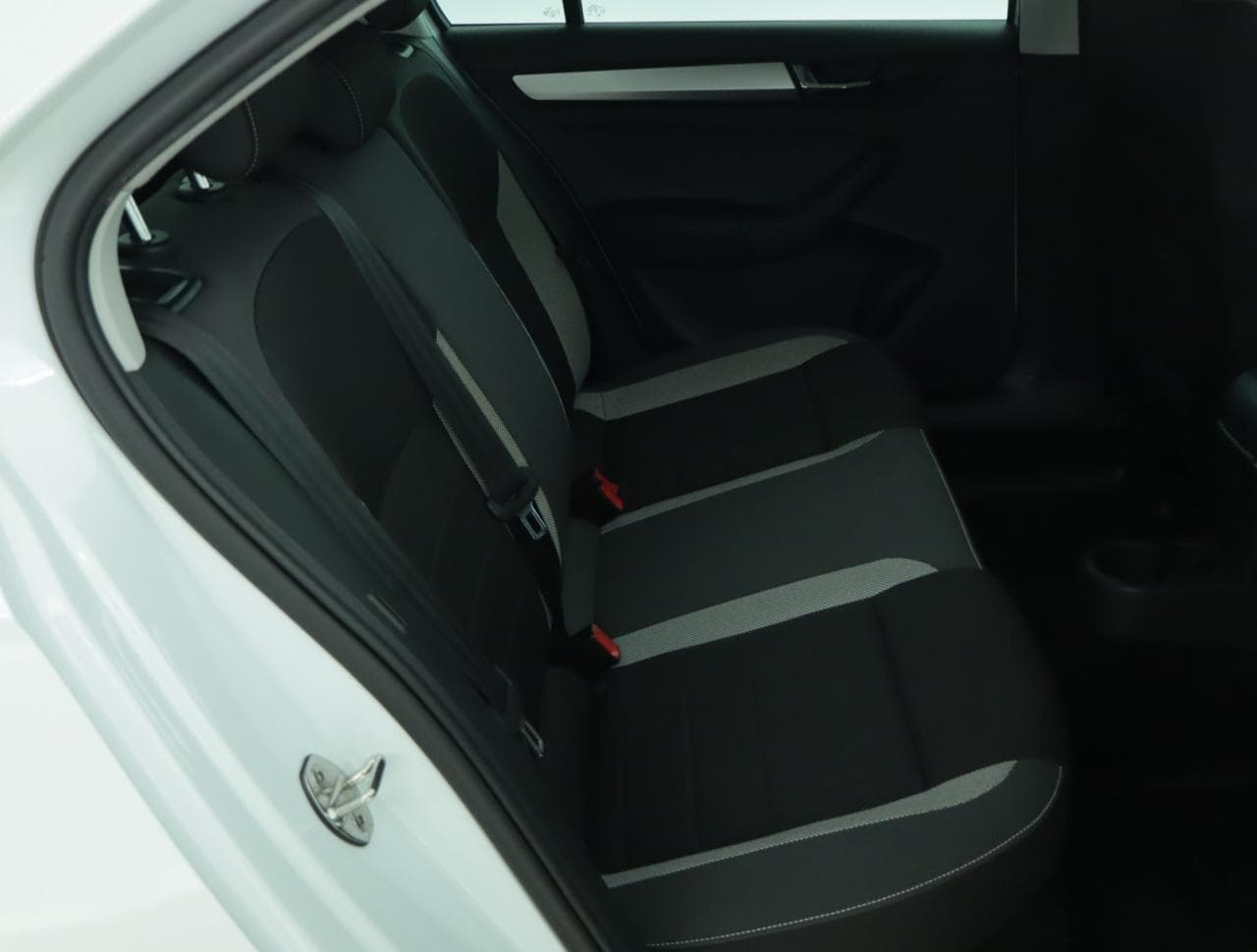 2017 Škoda RAPID - 13