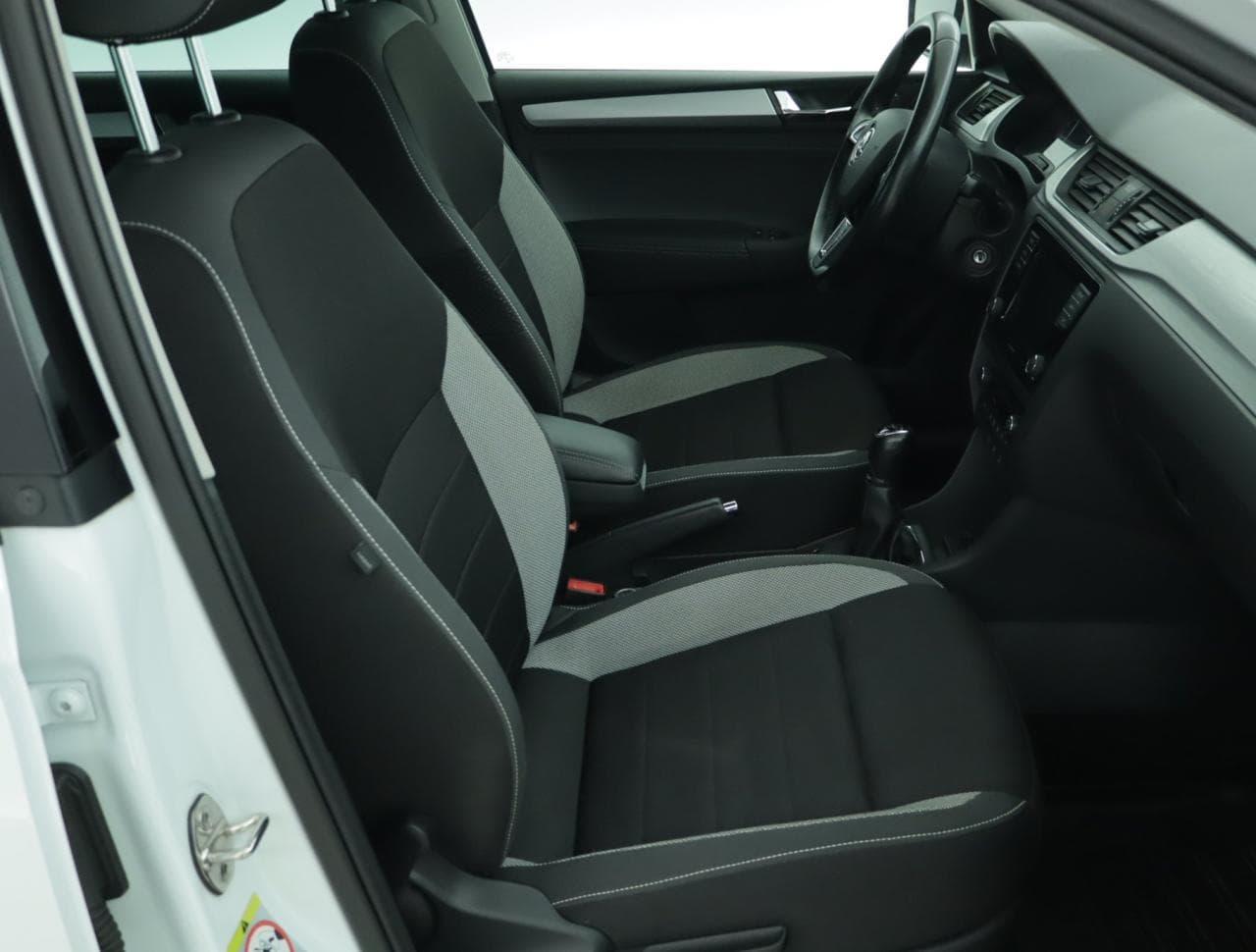 2017 Škoda RAPID - 12