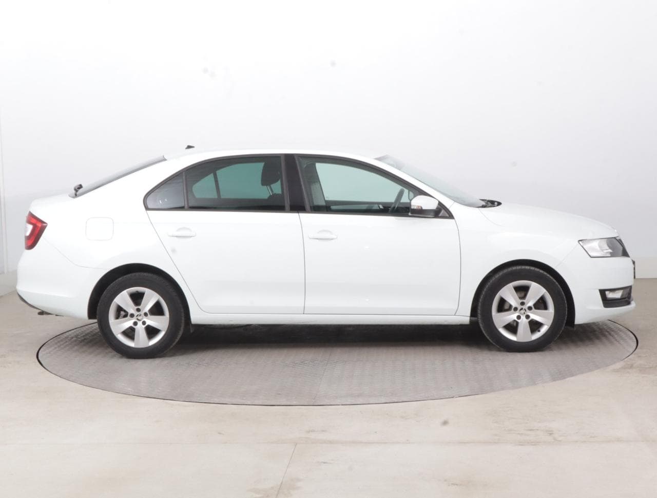 2017 Škoda RAPID - 8