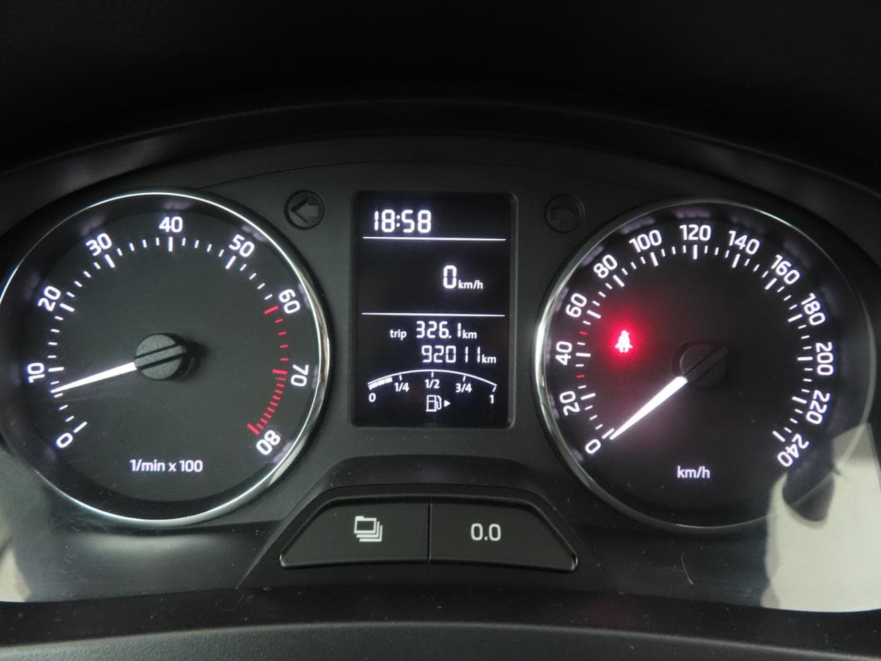 2012 Škoda RAPID - 17