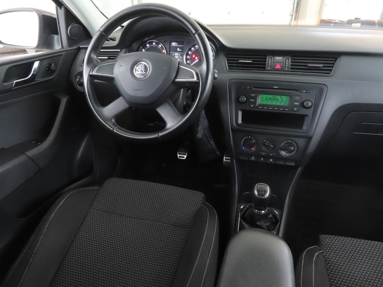 2012 Škoda RAPID - 9