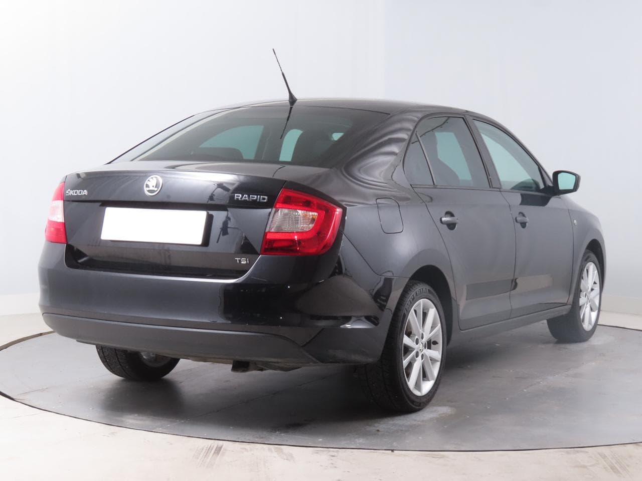 2012 Škoda RAPID - 7