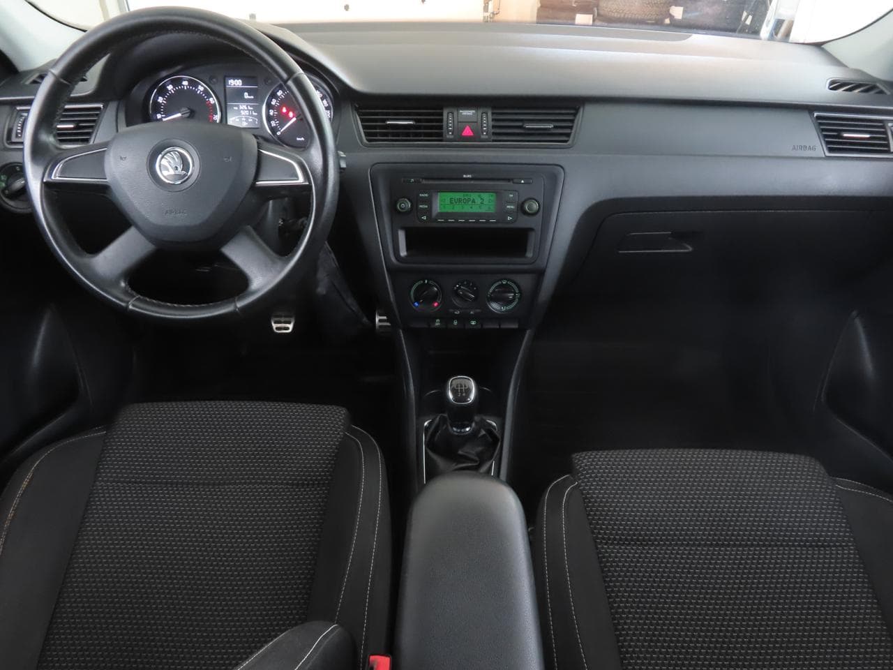 2012 Škoda RAPID - 10