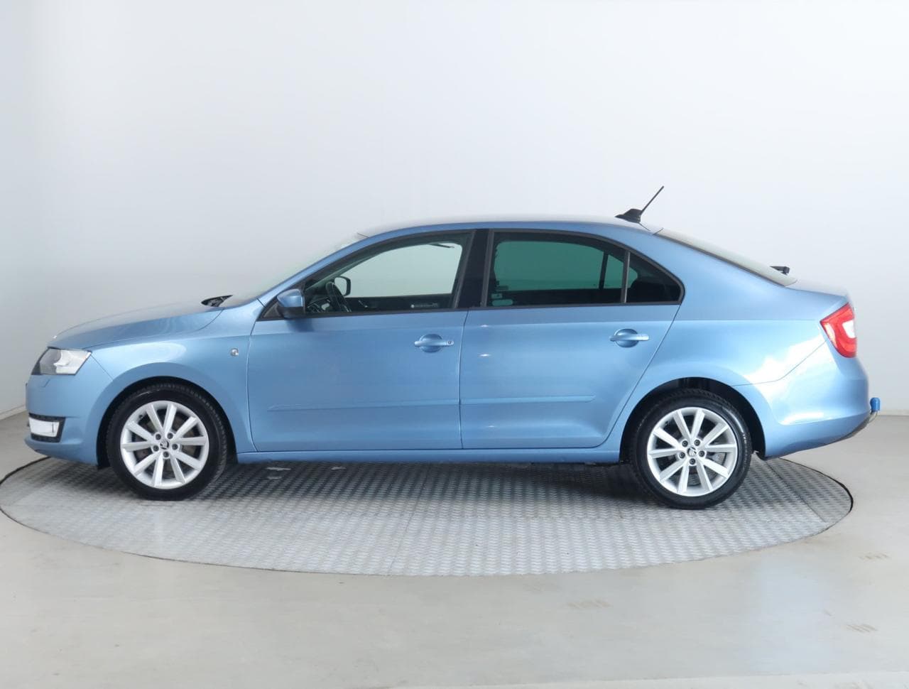2012 Škoda RAPID - 4