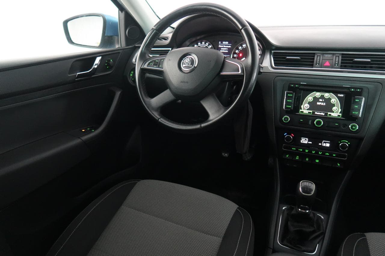 2012 Škoda RAPID - 9