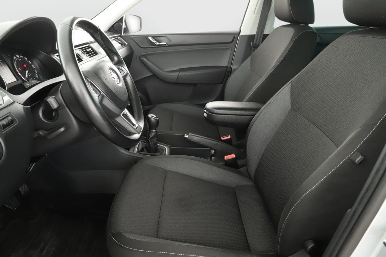 2013 Škoda RAPID - 13
