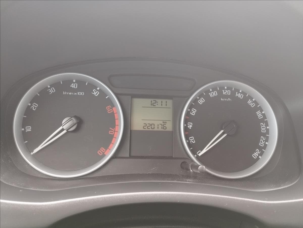 2008 Škoda Roomster - 11