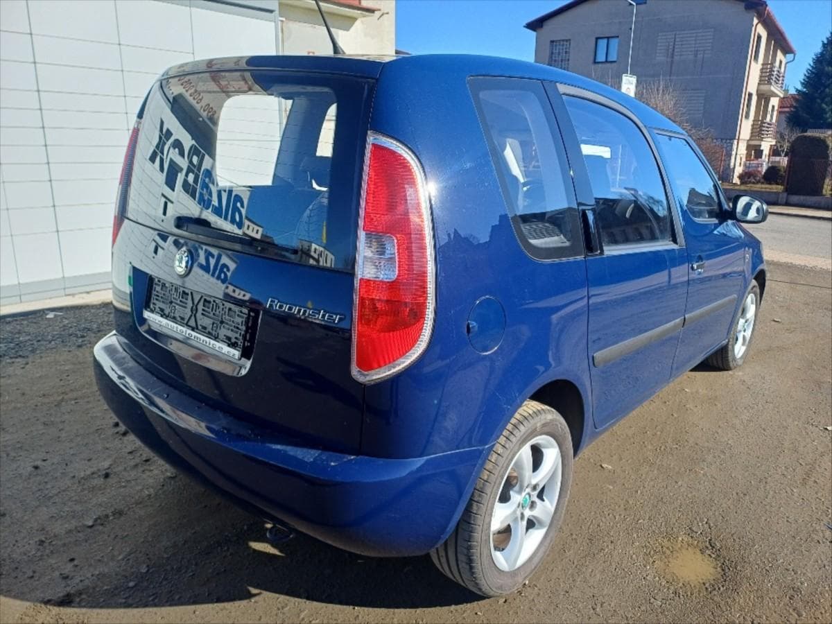 2011 Škoda Roomster - 4