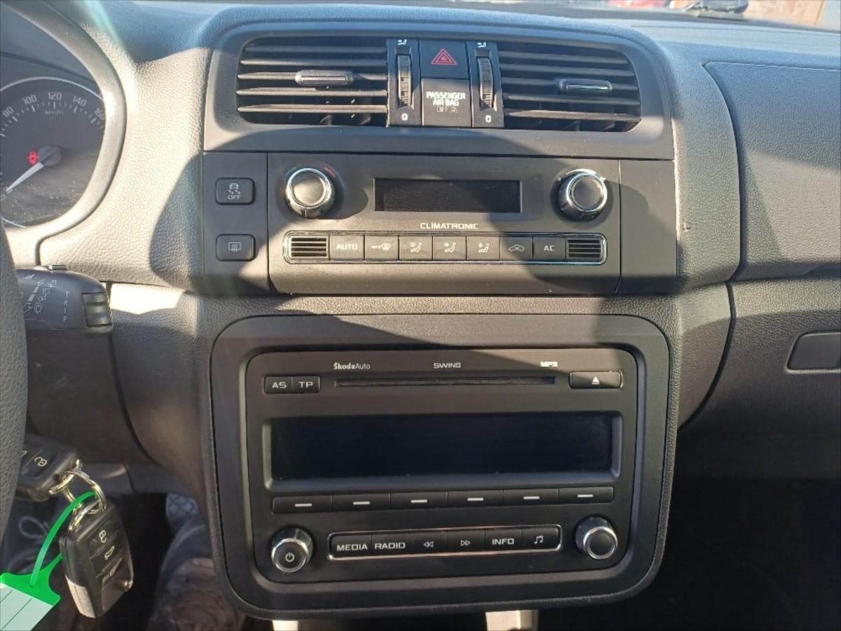 2011 Škoda Roomster - 8