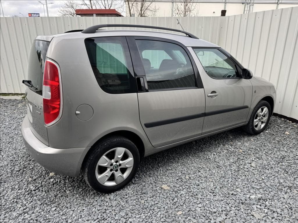 2009 Škoda Roomster - 25