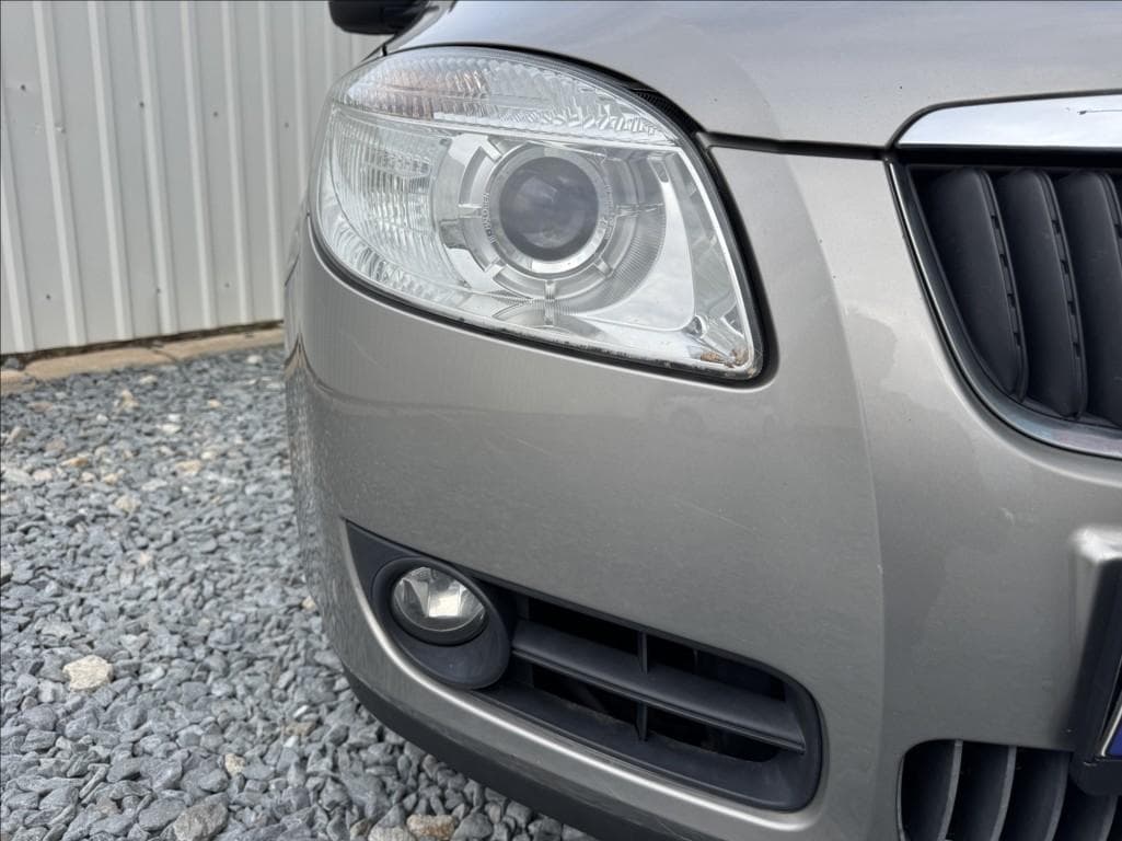 2009 Škoda Roomster - 15