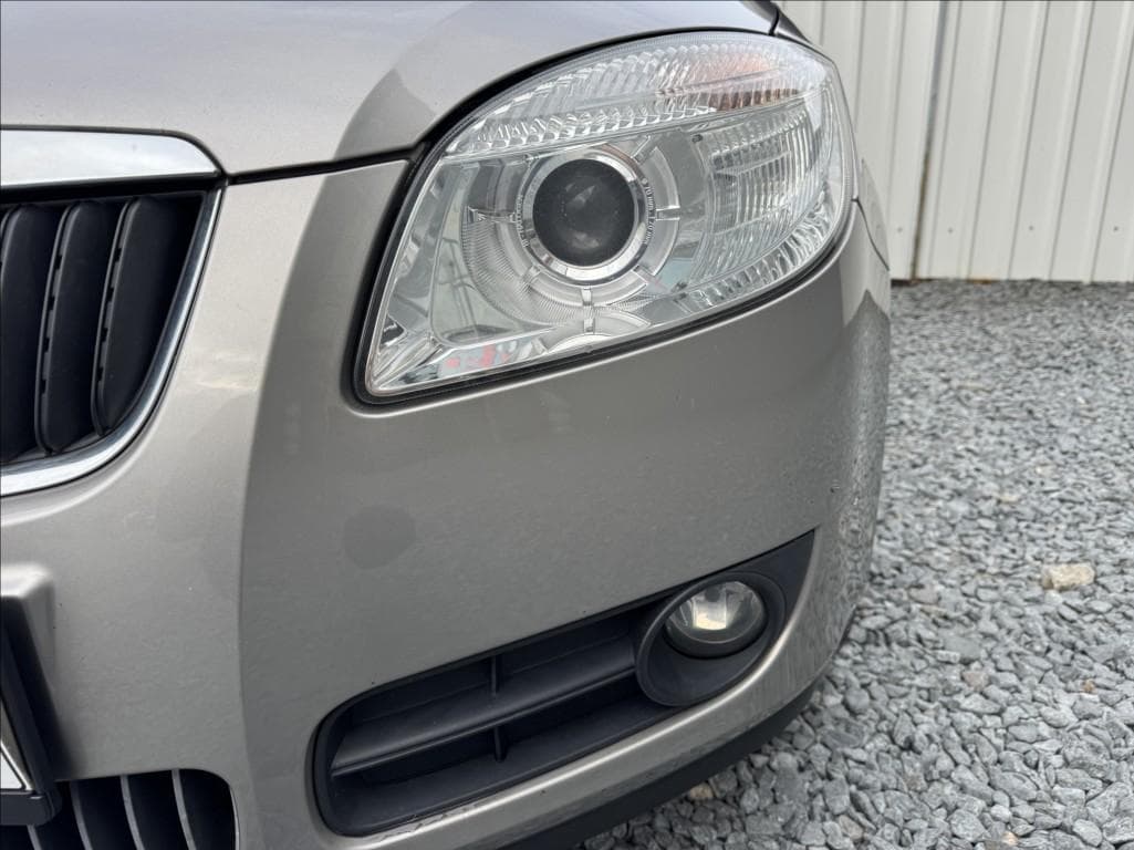 2009 Škoda Roomster - 17